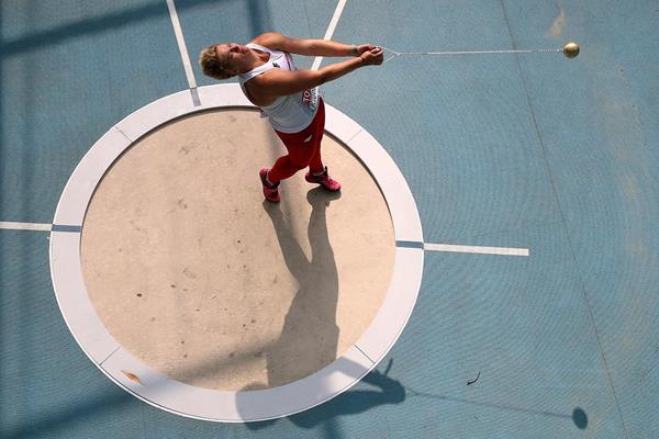 Eventual silver medallist Anita Wlodarczyk in action at the World Championships in Moscow (Getty Images)