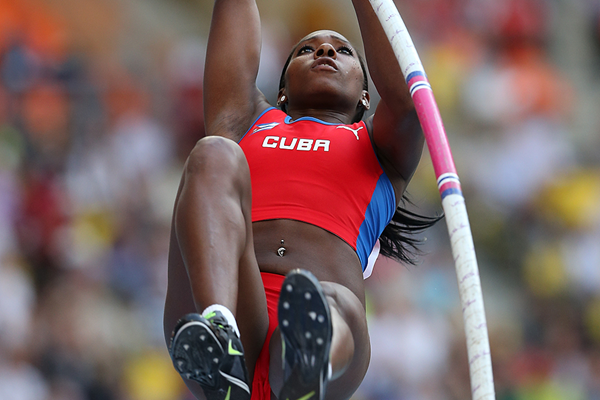 Cuban pole vaulter Yarisley Silva in action (Getty Images)