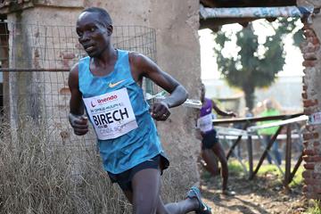 Jairus Birech at the 2016 Cinque Mulini cross country meeting (Giancarlo Colombo / organisers)