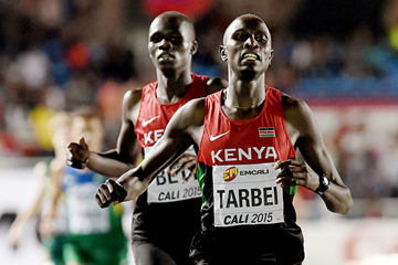Kenya's Willy Tarbei wins the 800m from Kipyegon Bett (Getty Images)