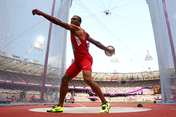 Ashton Eaton in the decathlon discus at the London 2012 Olympic Games (Getty Images)