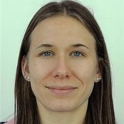 Célia Perron