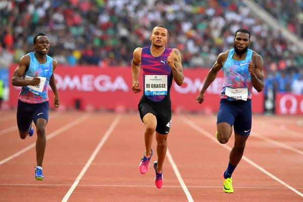 Andre de Grasse taking the Rabat 200m (Jiro Mochizuki)