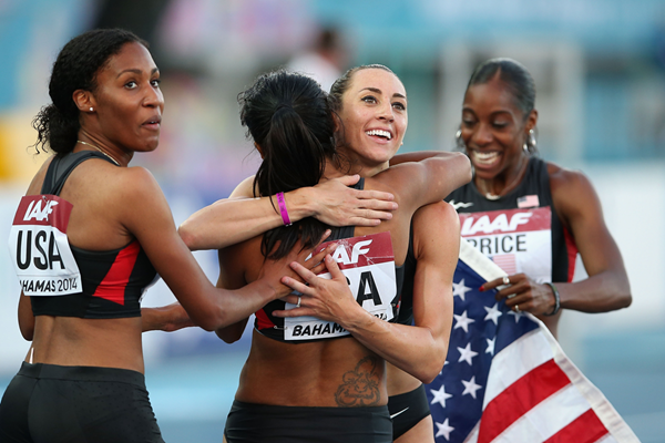 The victorious US women's 4x800m team at the IAAF World Relays (Getty Images)