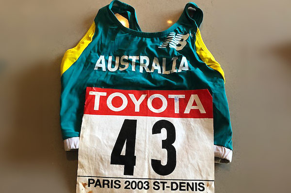 Jana Pittman's bib and vest from the 2003 IAAF World Championships in Paris (IAAF)