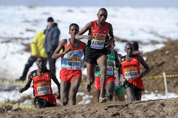 Japhet Kipyegon Korir leads the senior men's race at the 2013 IAAF World Cross Country Championships, Bydgoszcz, Poland on Sunday 24 March (Getty Images)