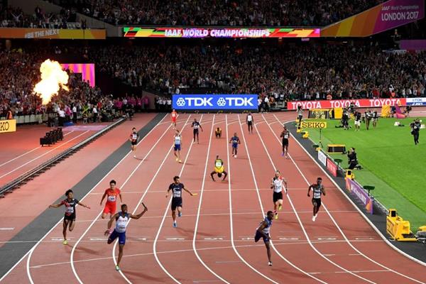 The finish of the men's 4x100m at the IAAF World Championships London 2017 (Getty Images)