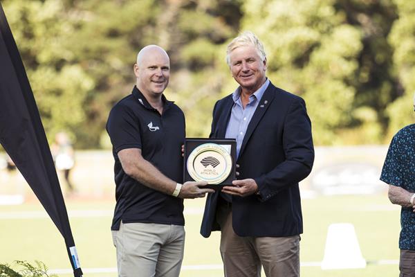 World Athletics Heritage Plaque ceremony, Auckland, New Zealand, Sunday 23 Feb 2020: Cameron Taylor & Geoff Gardner with the Arthur Lydiard plaque (Alisha Lovrich Photography)