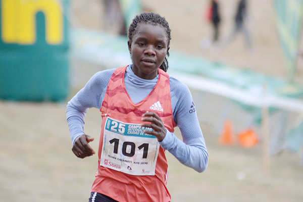Gloria Kite on her way to winning in Soria (Asociación ANOC)