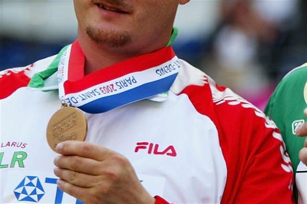Vasiliy Kaptyukh (BLR) - 2003 World Championship Discus Throw bronze medallist (Getty Images)