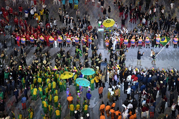 The Brazilian team enters the stadium during the opening ceremony for the Rio 2016 Olympic Games (AFP / Getty Images)