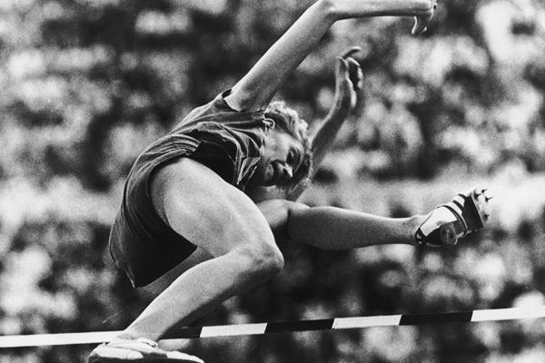 Iolanda Balas in action at the 1960 Olympic Games (Getty / Hulton)