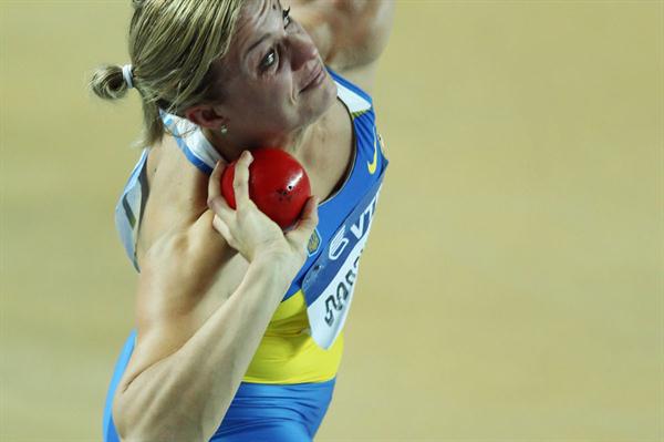 Natallia Dobrynska of Ukraine competes in the Women's Shot Put in the Pentathlon during day one - WIC Istanbul (Getty Images)
