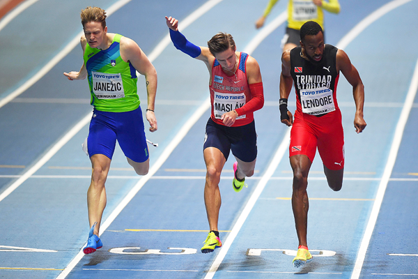 Pavel Maslak (centre) in the 400m at the IAAF World Indoor Championships Birmingham 2018 (Getty Images)
