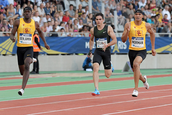 Michael Norman (right) and Rai Benjamin (left) in the 200m at the IAAF Diamond League meeting in Paris (Kirby Lee)