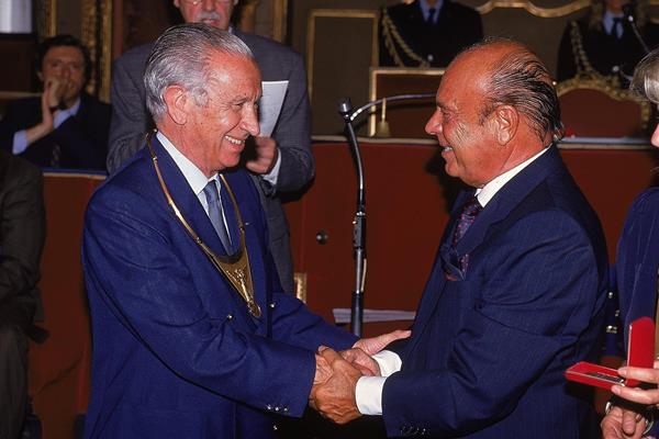 IOC President Juan Antonio Samaranch and IAAF President Primo Nebiolo at the 1992 Mobil Grand Prix Final in Turin (Getty Images)