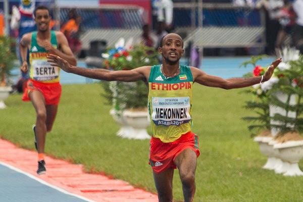 Jemal Yimer Mekkonen leads an Ethiopian 1-2 finish in the 10,000m at the 2018 African Championships (Bob Ramsak)