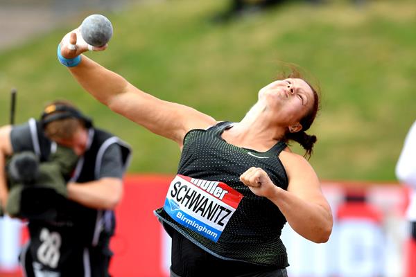 Christina Schwanitz throws to victory in Birmingham (Jiro Mochizuki)