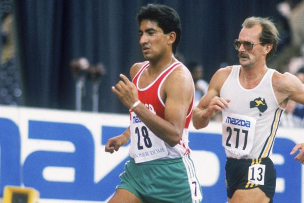 Ernesto Canto in action at the 1987 World Indoor Championships (Getty Images)