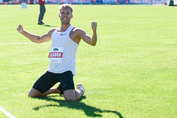 Kevin Mayer celebrates at the Decastar meeting in Talence (AFP / Getty Images)