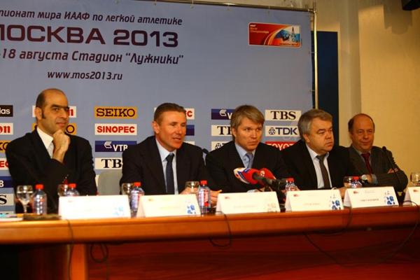 IAAF Vice President Sergey Bubka addressing the media in Moscow; left to right: Essar Gabriel, Sergey Bubka, Pavel Kolobkov, Mikhail Butov, Alexander Polinsky (Moscow 2013 LOC)