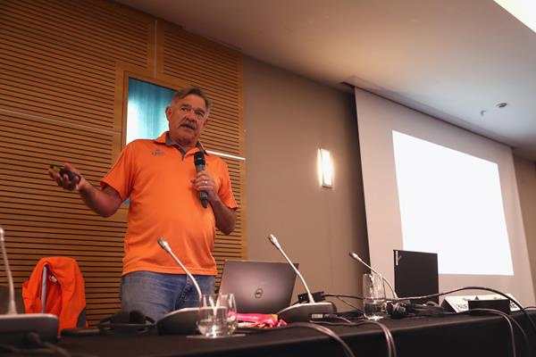 Loren Seagrave addresses the IAAF World Coaches Conference in London (Getty Images)