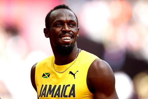 Image result for hd images of usain bolt preparing for 4x100 men relay