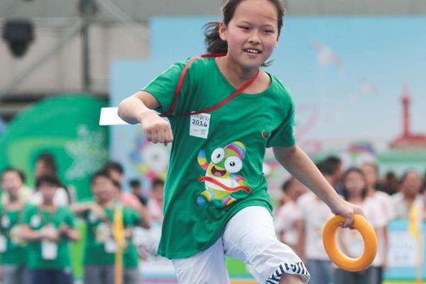Children running the hurdles at the IAAF Kids' Athletics event in Nanjing (Getty Images)