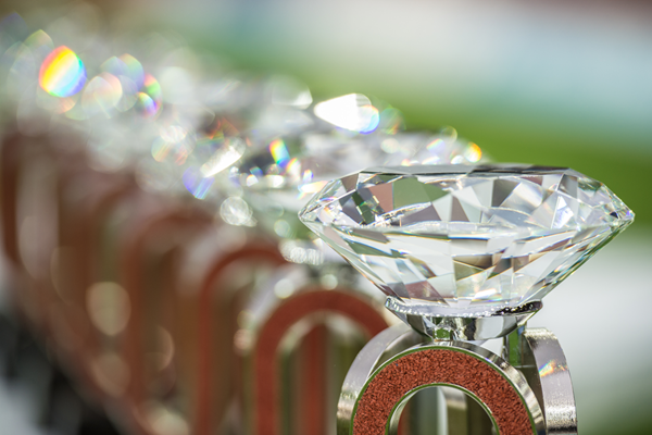 Diamond trophies (Getty Images)