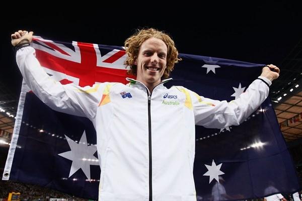 Australian pole vault star Steve Hooker retires News