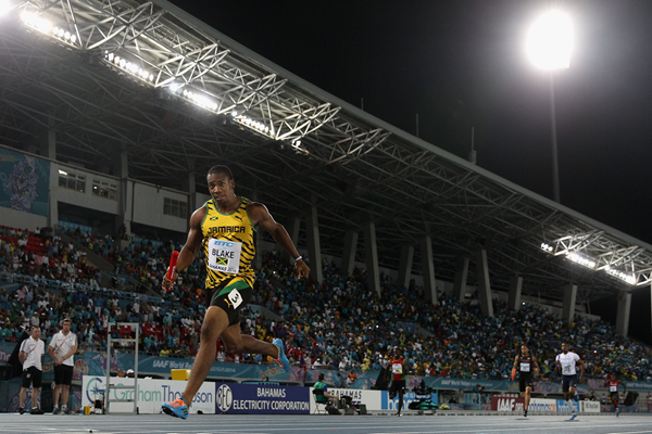 Yohan Blake anchors Jamaica to a world 4x200m record at the 2014 IAAF World Relays (Getty Images)