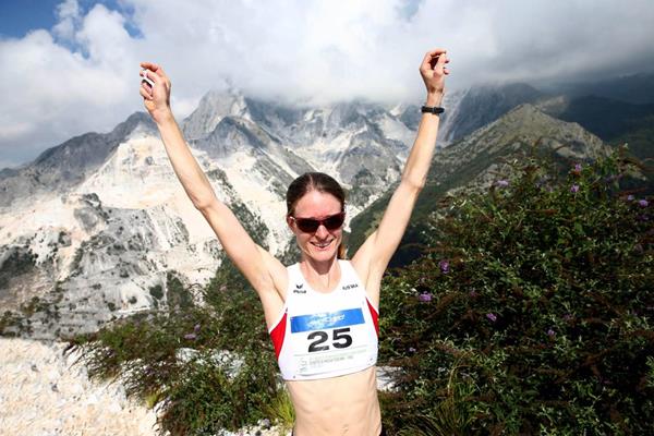 Andrea Mayr after winning at the 2014 WMRA World Mountain Running Championships (Giancarlo Colombo / organisers)