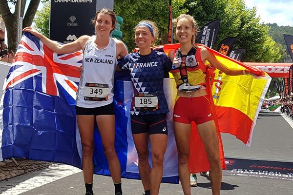 Miranda do Corvo women's podium, from left: runner-up Ruth Croft, winner Blandine L’Hirondel, and third place finisher Sheila Aviles (Mayayo-Carrerasdemontana.com )