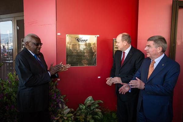 IAAF President Lamine Diack, HSH Prince Albert II of Monaco and President of the International Olympic Committee Thomas Bach at the inaugeration of the new IAAF HQ (IAAF / Philippe Fitte)