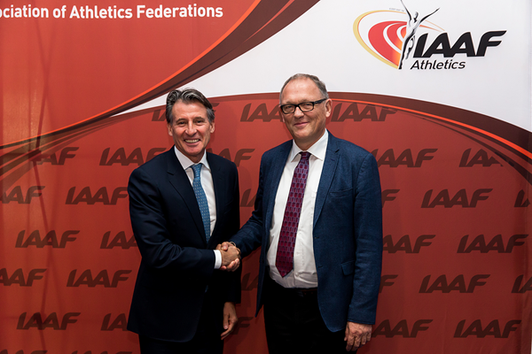 IAAF President Sebastian Coe with Finn Lyck from the Aarhus delegation (Philippe Fitte / IAAF)