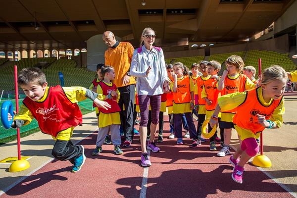Paula Radcliffe supporting Kids' Athletics in Monaco - 8 April 2015 (Philippe Fitte / IAAF)
