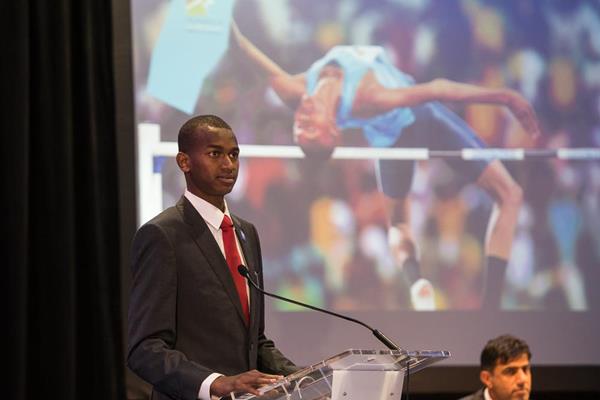 Mutaz Essa Barshim speaking on behalf of the Doha 2019 delegation (Philippe Fitte / IAAF)