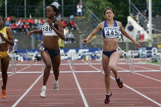 Dalilah Muhammad of USA wins the 400m Hurdles final (Getty Images)