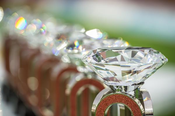 Diamond trophies (Getty Images)