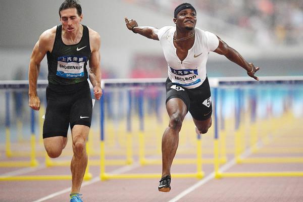 Omar McLeod wins the 110m hurdles at the IAAF Diamond League meeting in Shanghai (AFP / Getty Images)