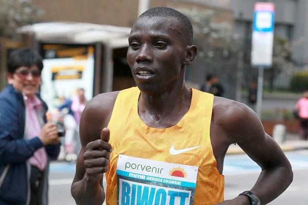 Biwott wins by more than a minute in Bogota News