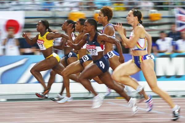 Veronica Campbell-Brown (far left) on her way to winning the 100m at the 2007 IAAF World Championships in Osaka (Getty Images)