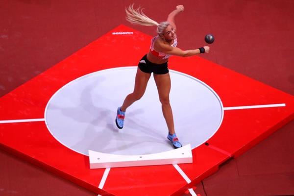 Coleman roars to world indoor 60 metres triumph Coleman roars to world indoor 60 metres triumph