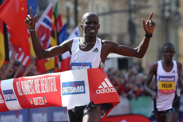 Another Prague Half Marathon victory for Benard Kimeli (Giancarlo Colombo/organisers)