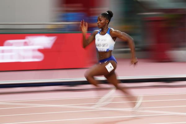 Dina Asher-Smith wins the 200m at the IAAF World Athletics Championships Doha 2019 (Getty Images)