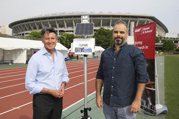 IAAF President Sebastian Coe and Miguel Escribano of Kunak in Yokohama (Roger Sedres)