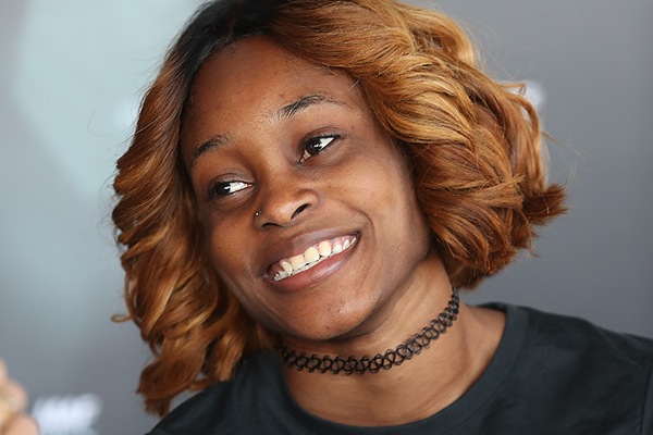 Elaine Thompson speaks to the press ahead of the IAAF Athletics Awards 2016 (Giancarlo Colombo / IAAF)