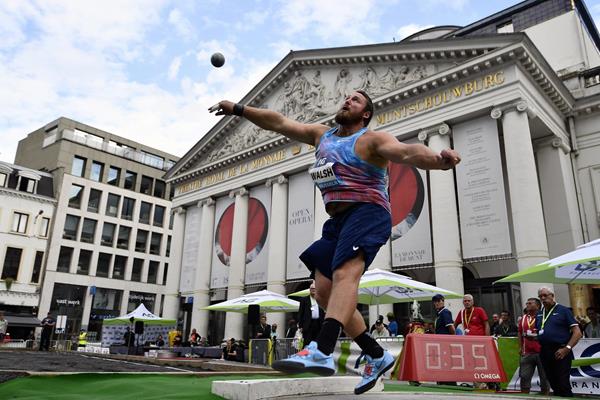 Tom Walsh in the shot put at the IAAF Diamond League meeting in Brussels (AFP / Getty Images)