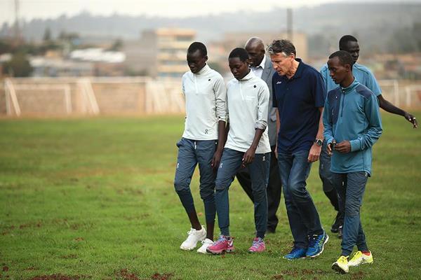 IAAF President Sebastian Coe talks to athletes at the refugee camp in Ngong (Getty Images)