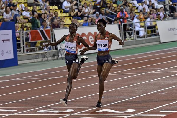 Caroline Chepkoech Kipkirui wins the 3000m at the IAAF Diamond League meeting in Doha (Hasse Sjogren)